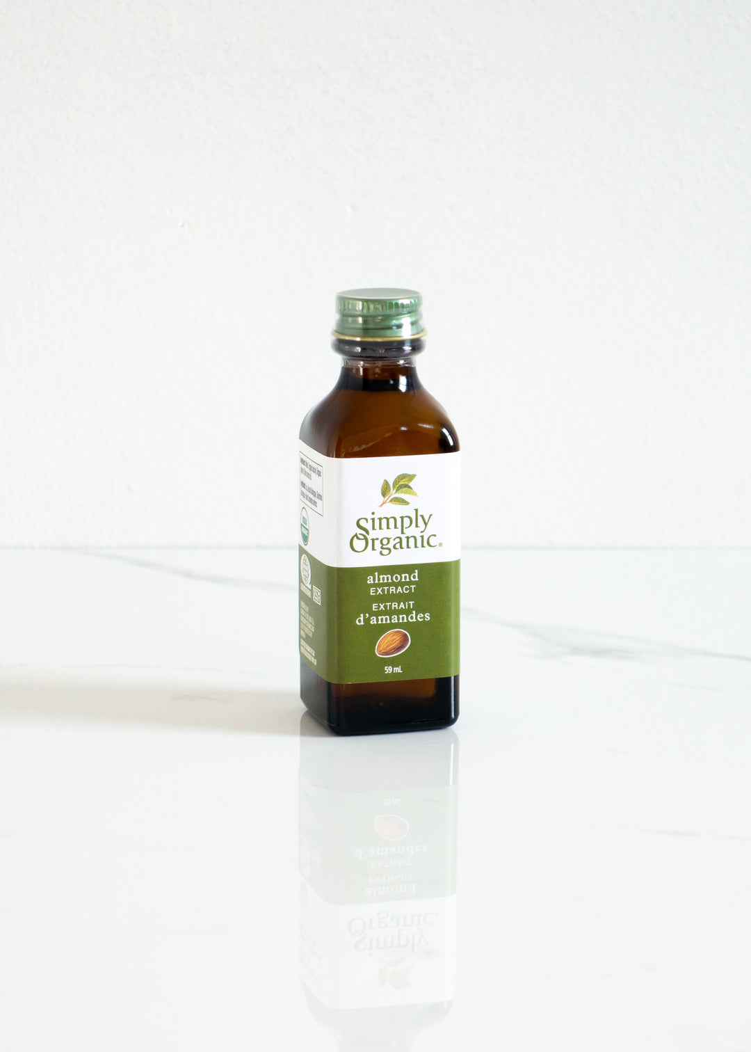 Simply Organic Almond Extract Made With Natural Vegan Ingredients In Glass Packaging