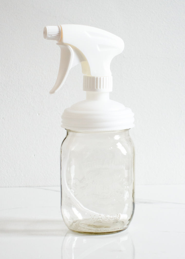 ReCAP Mason Jar Adapta Sprayer Lid Regular Mouth In White For A Environmentally-friendly Lifestyle