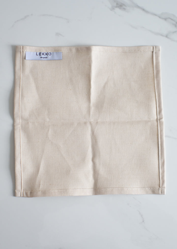 LEKKO Life Goods Linen Everyday Napkin In Oatmeal Ecru For An Environmentally-friendly Lunch