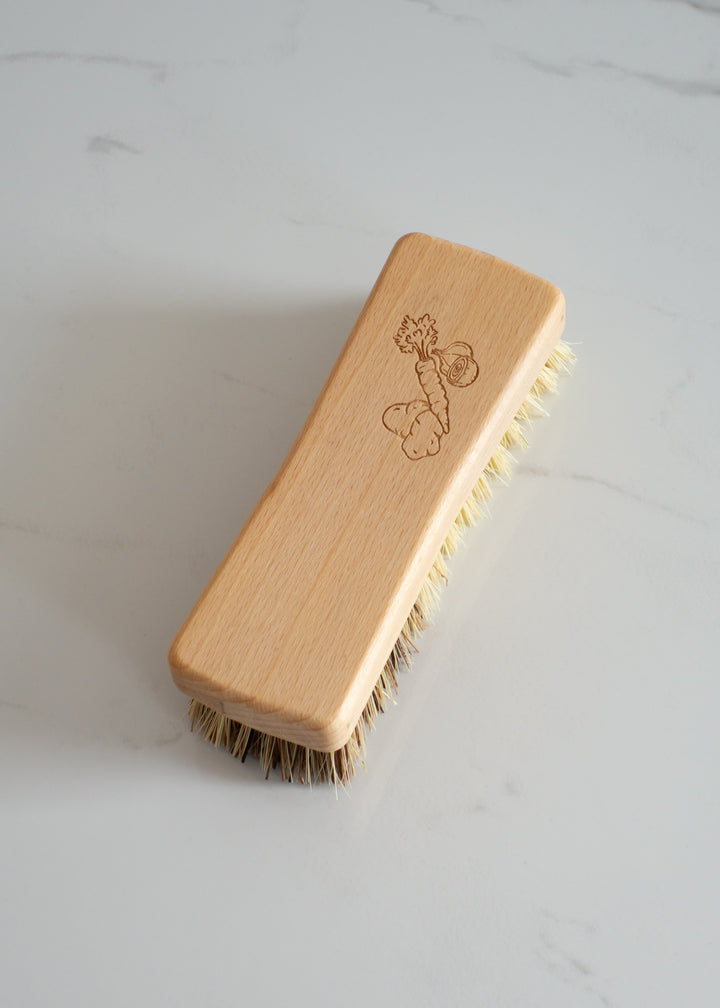 Redecker Plastic-free Wood Vegetable Brush Made Of Sustainable Vegan Materials