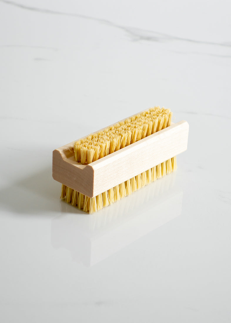 Redecker Wood Nail Brush Made Of Plastic-free Vegan Materials For A Zero Waste Lifestyle