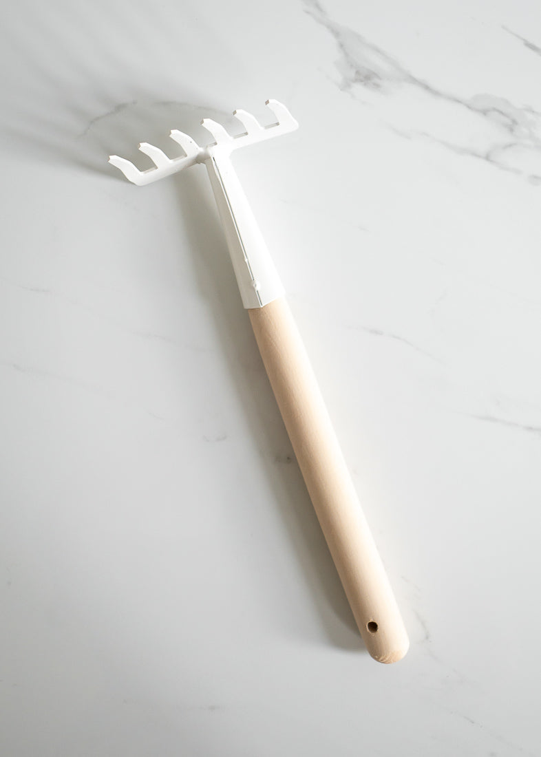 Redecker Gardening Tool Set - Plastic-free Rake In White Metal & Wood