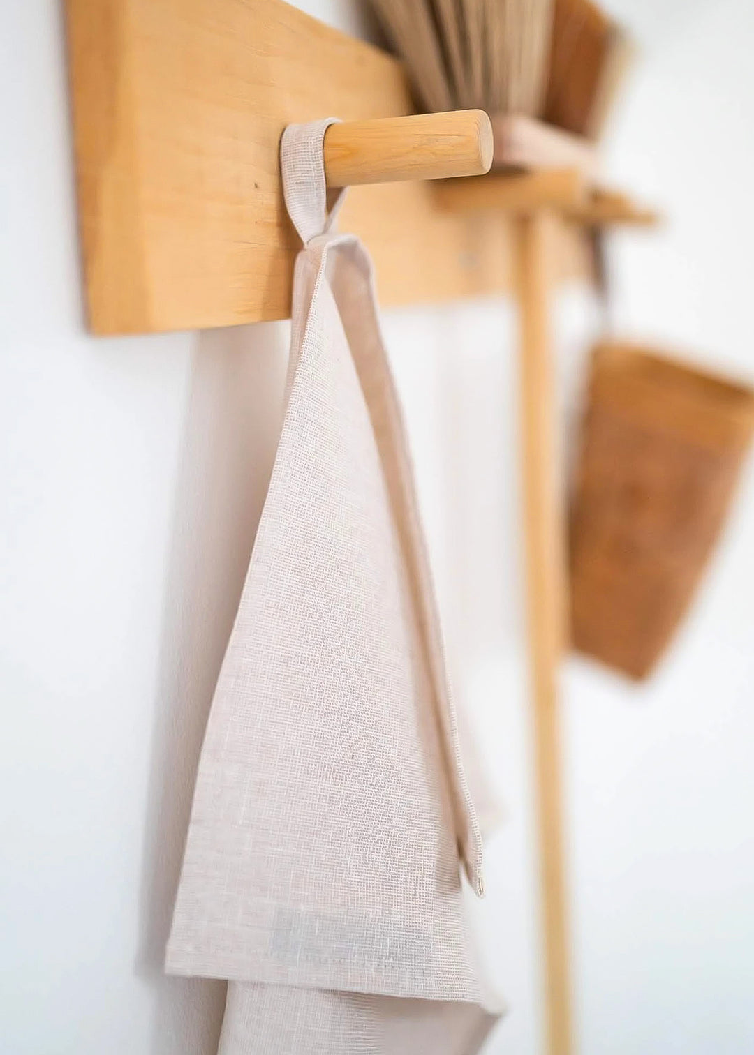 LEKKO Life Goods Linen Tea Towel In Oatmeal Ecru For A Zero Waste Kitchen